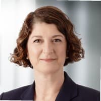 Susan  Hutton